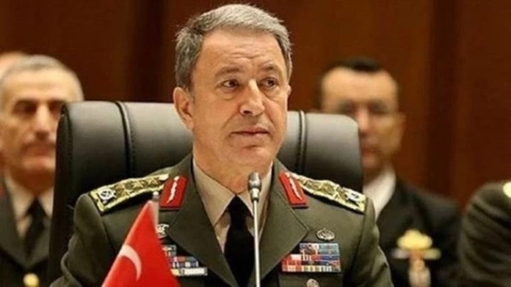 Ακάρ: Είναι ψέμα ότι η Τουρκία θα αγοράσει SU-35